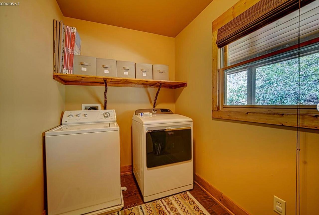 Cozy Creekfront Family Cabin-Pet Friendly -Gamerm-Hot Tub Хаяуасий Екстериор снимка