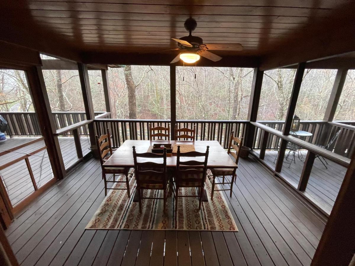 Cozy Creekfront Family Cabin-Pet Friendly -Gamerm-Hot Tub Хаяуасий Екстериор снимка