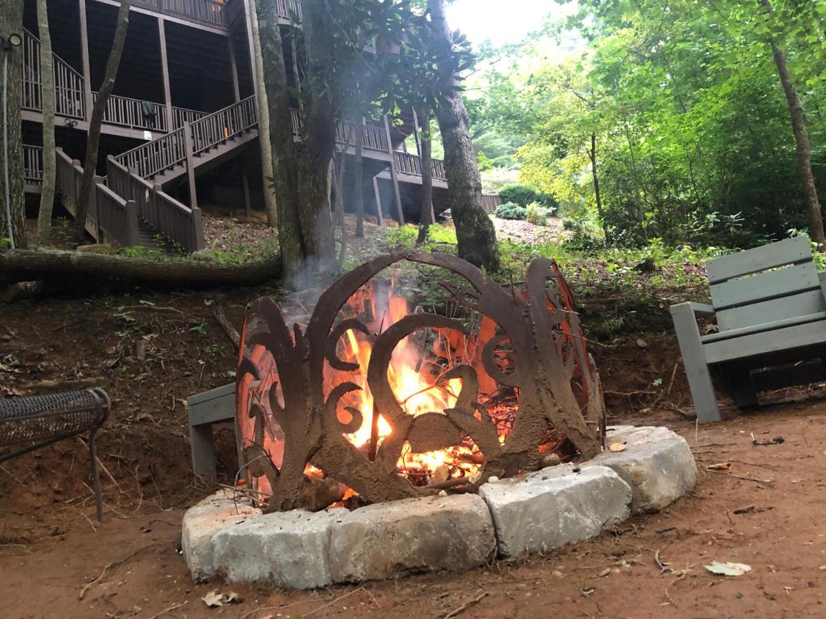Cozy Creekfront Family Cabin-Pet Friendly -Gamerm-Hot Tub Хаяуасий Екстериор снимка