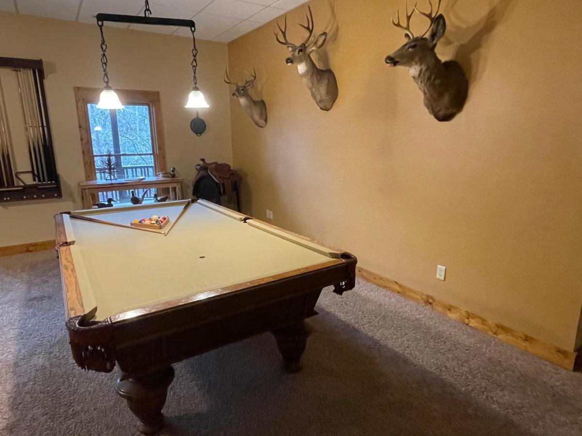 Cozy Creekfront Family Cabin-Pet Friendly -Gamerm-Hot Tub Хаяуасий Екстериор снимка